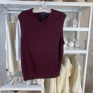 Dockers Men's Size L maroon sweater vest- masculine, androgynous, fall #3100